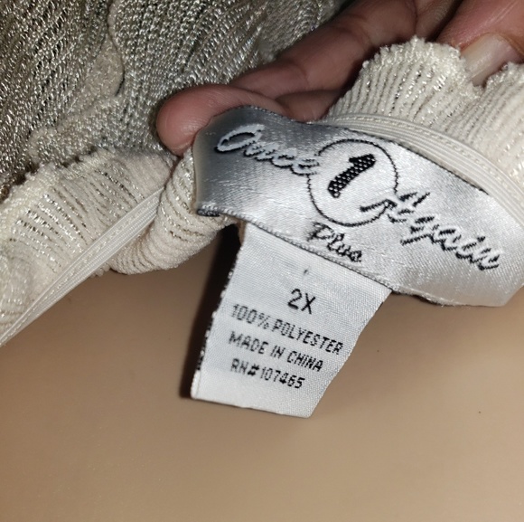 Once Again Plus Top - Picture 4 of 4